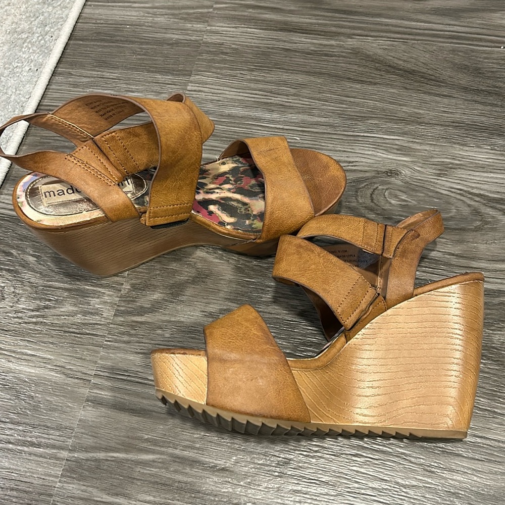Women’s Shoes